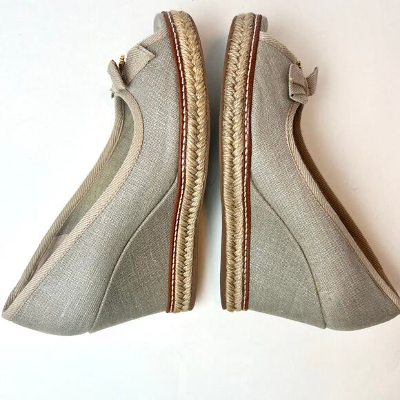 Tory Burch Jackie Espadrille Wedge Peep Toe Pumps in Beige Canvas Size 8.5 - Picture 8 of 10